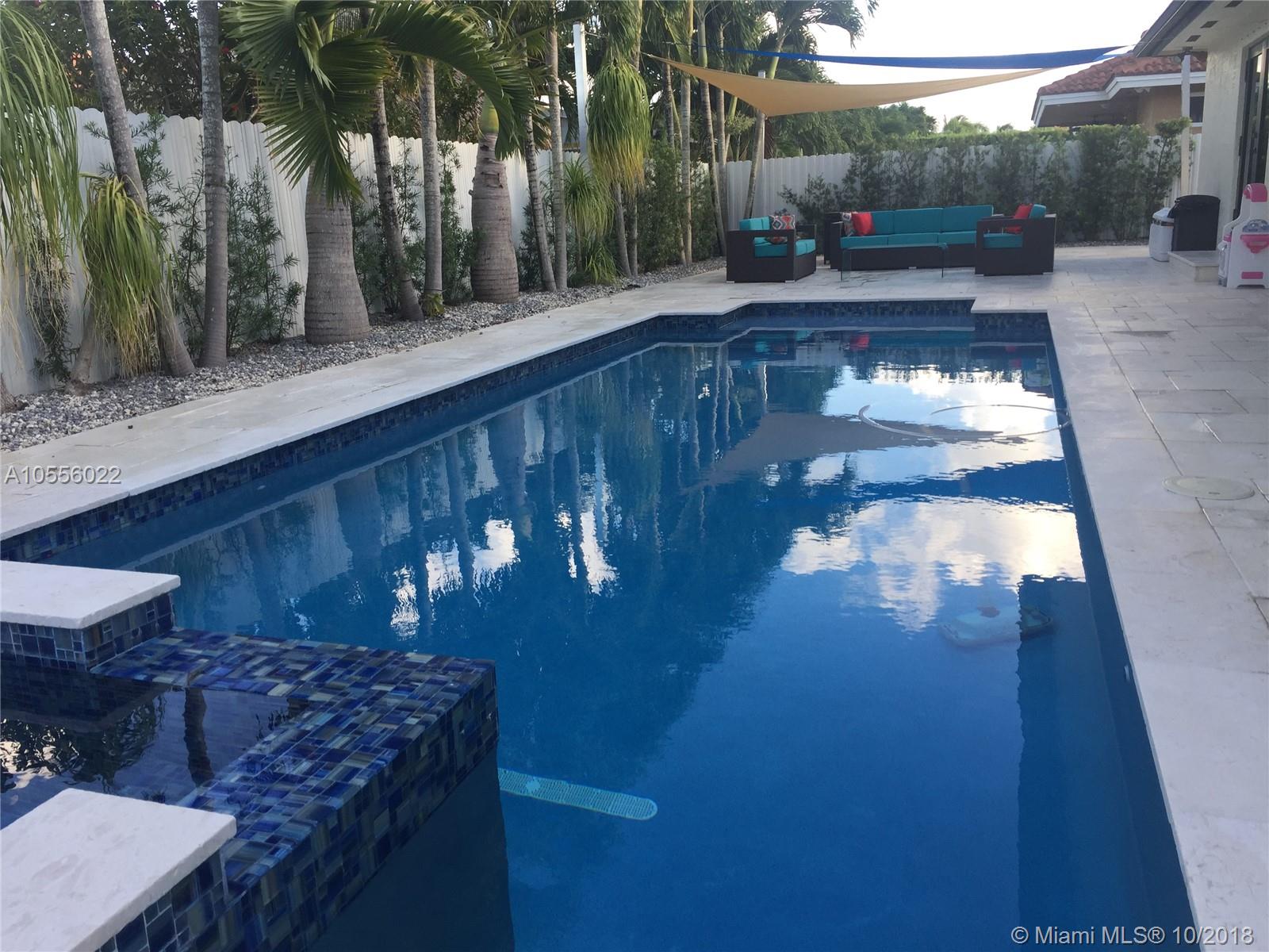 SOTO MANSIONS - Residential