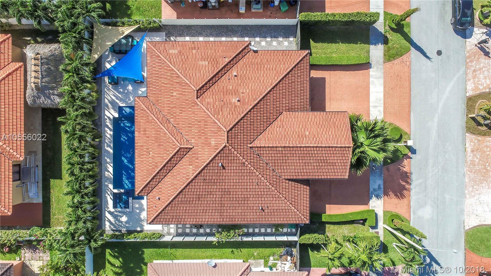 SOTO MANSIONS - Residential