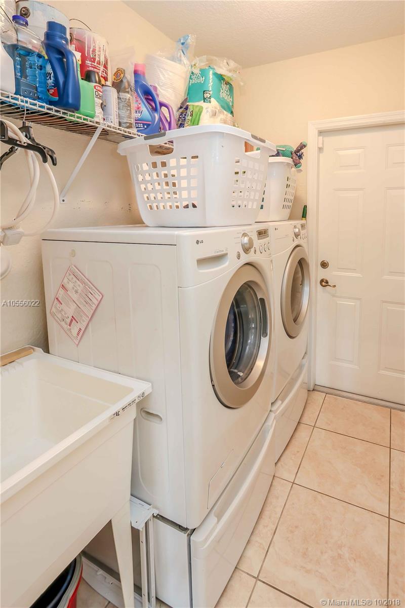 SOTO MANSIONS - Residential