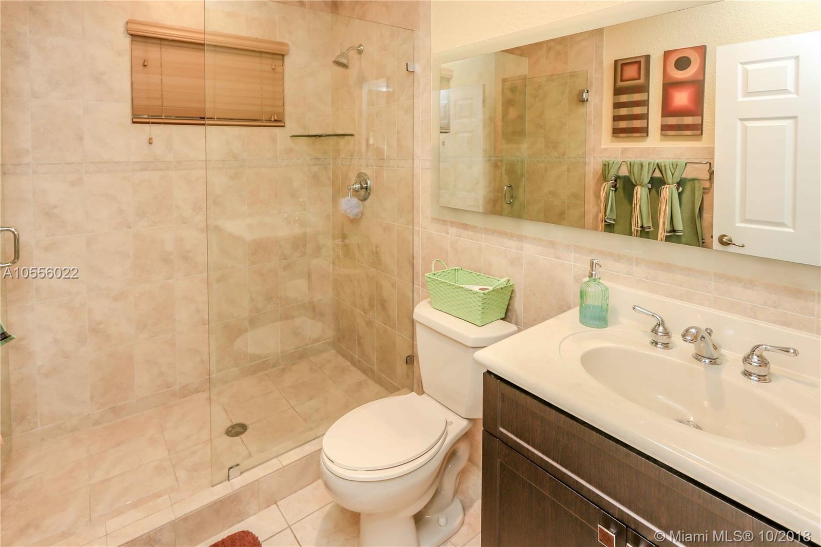 SOTO MANSIONS - Residential