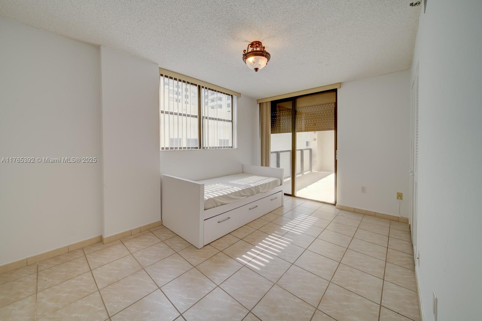 THE GEORGIAN CONDO - Residential
