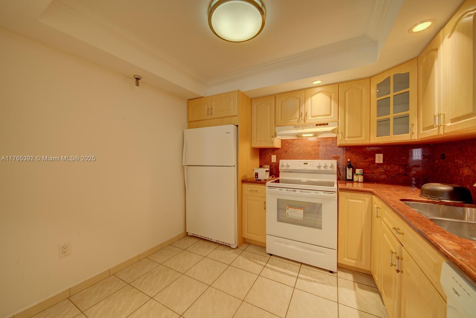 THE GEORGIAN CONDO - Residential