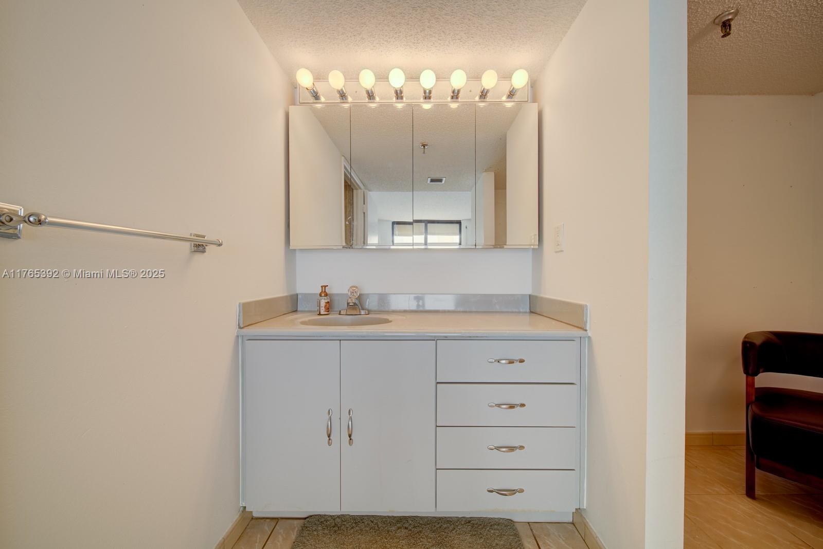 THE GEORGIAN CONDO - Residential