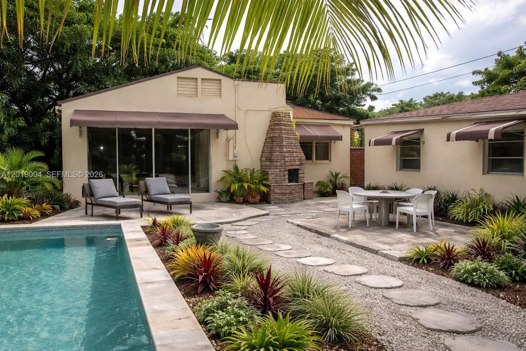 Photo of 2619 Arthur St #3, Hollywood, FL 33020 (MLS # A12019004)