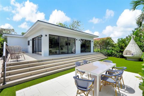 9048 Dickens Ave Surfside FL 33154