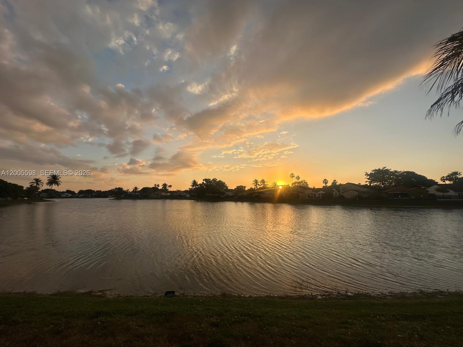 THE MOORS TOWNHOUSES - Residential