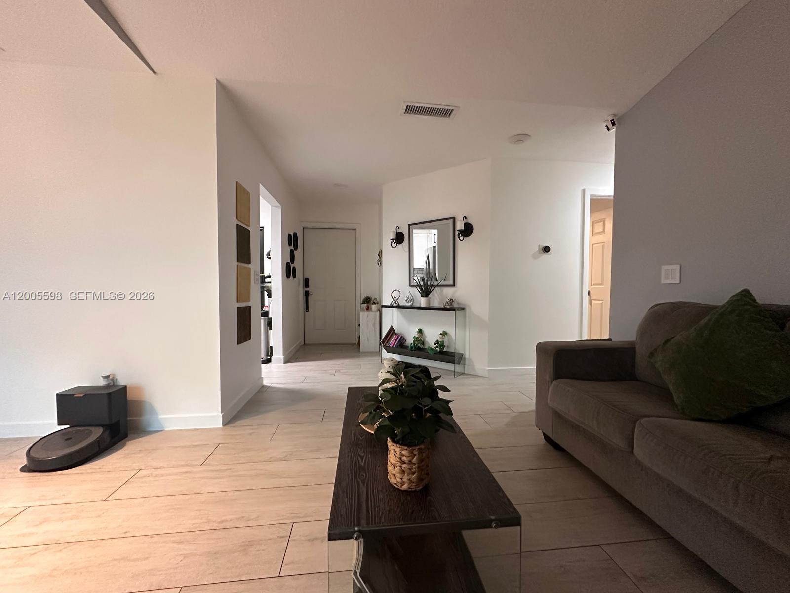 THE MOORS TOWNHOUSES - Residential