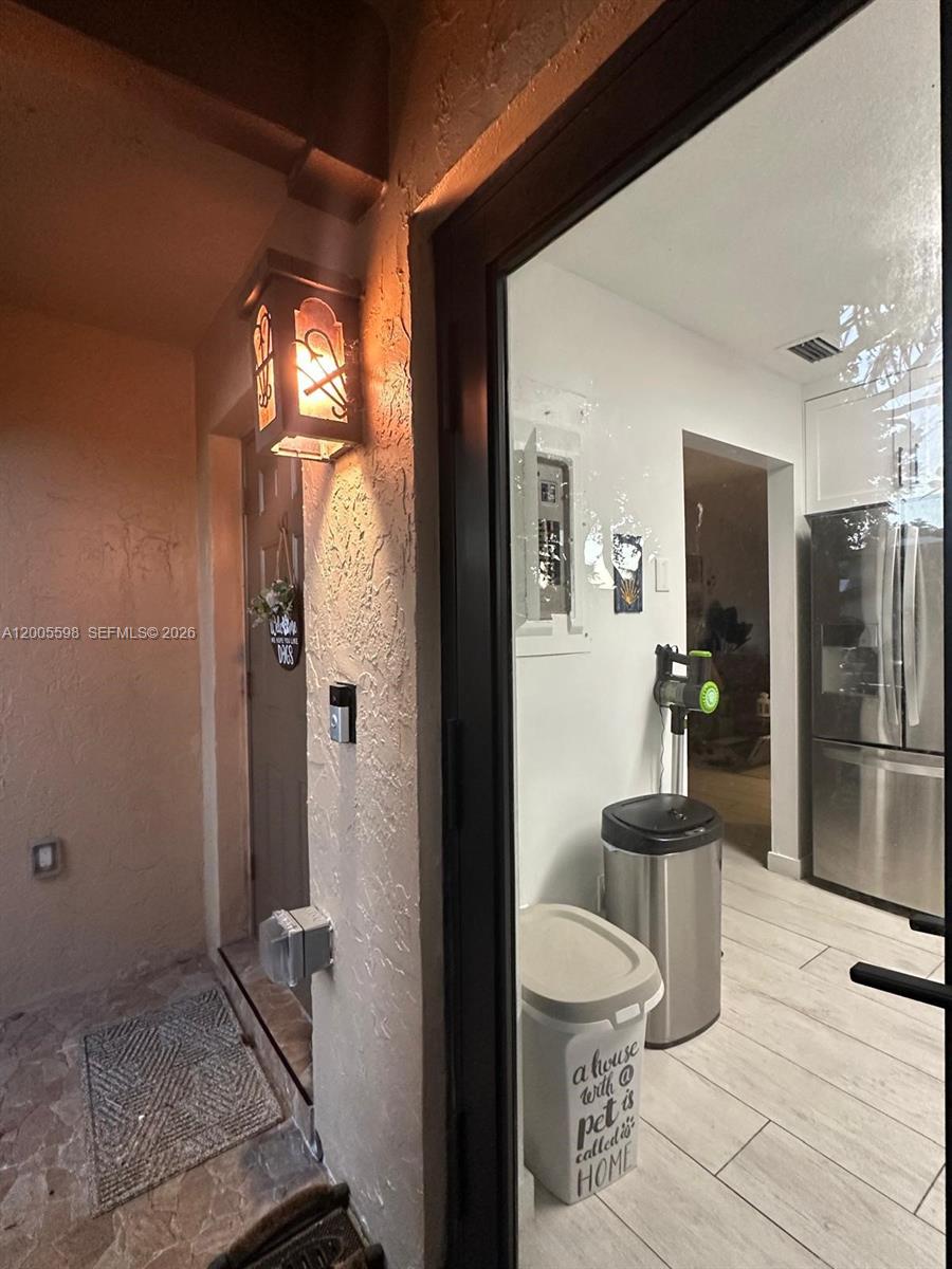 THE MOORS TOWNHOUSES - Residential