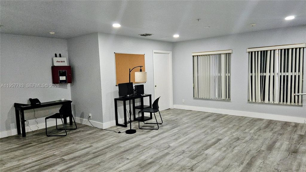 Photo of 2953 NW 10th Ct #Main, Fort Lauderdale, FL 33311 (MLS # A11957783)