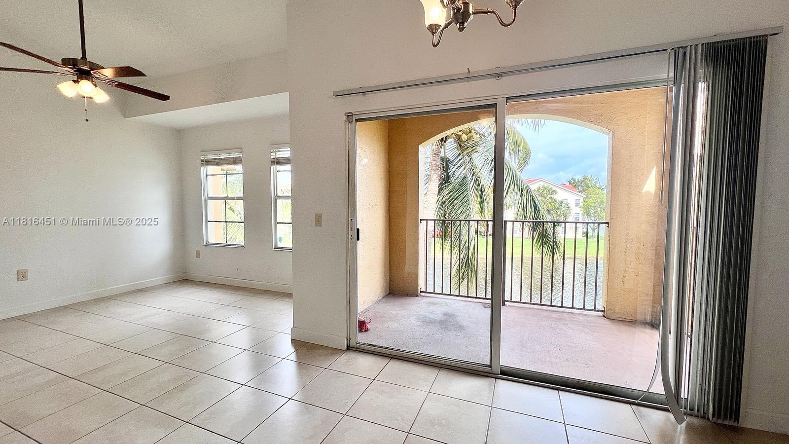 Emerald isle at Laguna - Residential Lease