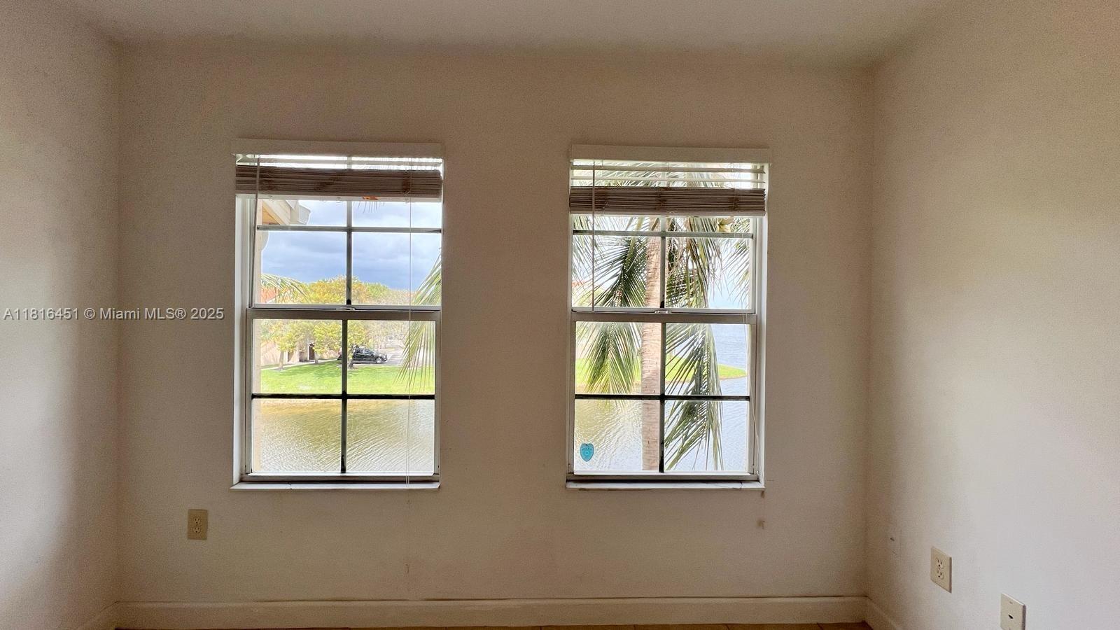 Emerald isle at Laguna - Residential Lease