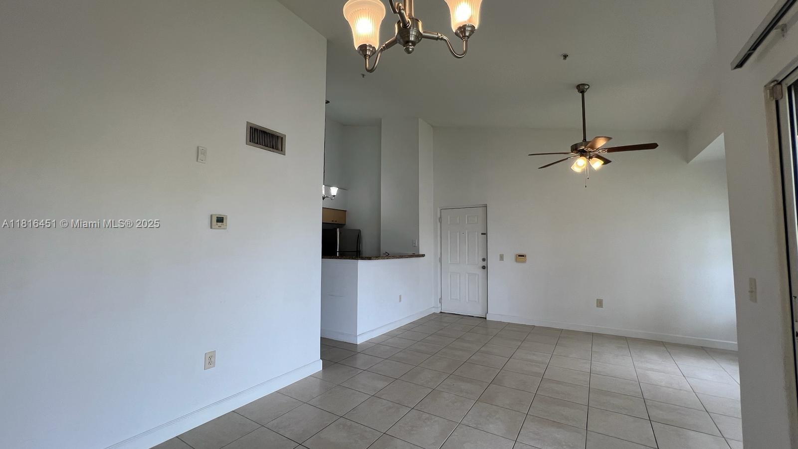 Emerald isle at Laguna - Residential Lease