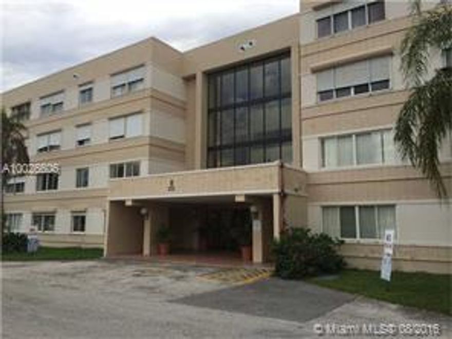 Fantastic Find! Great investor opportunity.  Naranja Lakes 3rd floor Condo in Building "B" on the Lake. 2 Bedrooms / 1.5 Bathrooms with some updates and renovations.  Newer kitchen cabinets and appliances, wood floors throughout...A must see!  Leased through 12/31/2016 for $800 monthly.  HOA monthly fee of $361 includes, water, sewer, garbage and basic cable TV service.