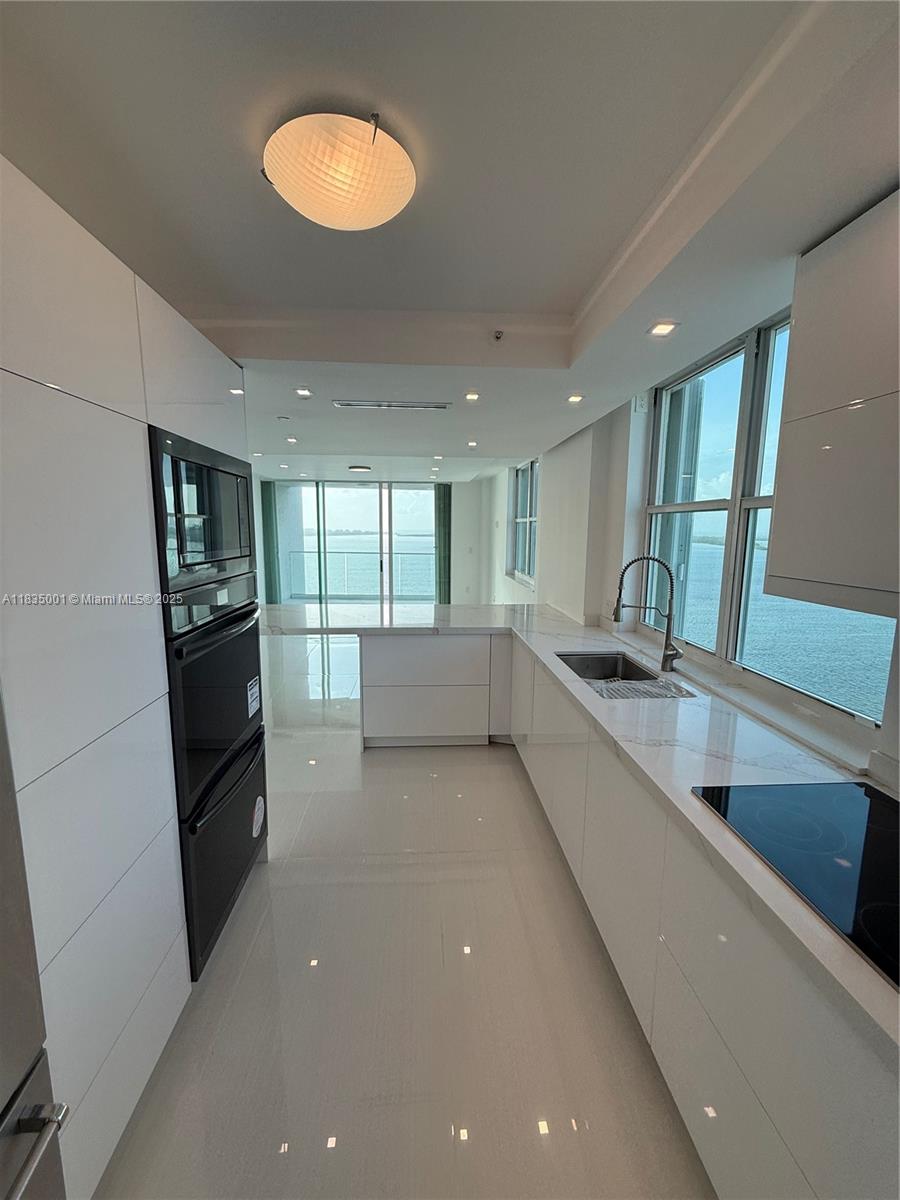 800 Claughton Island Dr 2405