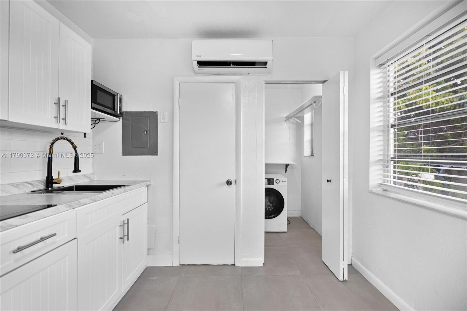 View photos, virtual tours, details... 2822 Pine Tree Dr