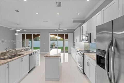 16640 NW 86th Ct Miami Lakes FL 33016