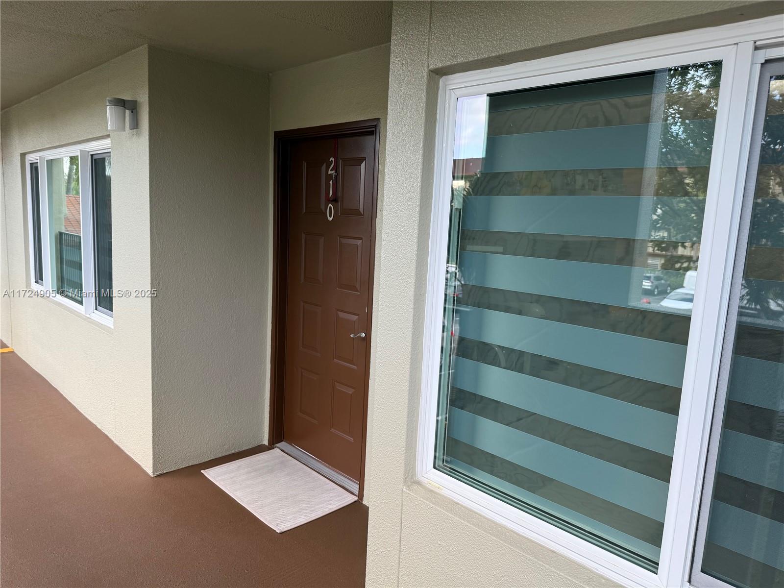 IVANHOE EAST AT CENTURY V - Residential