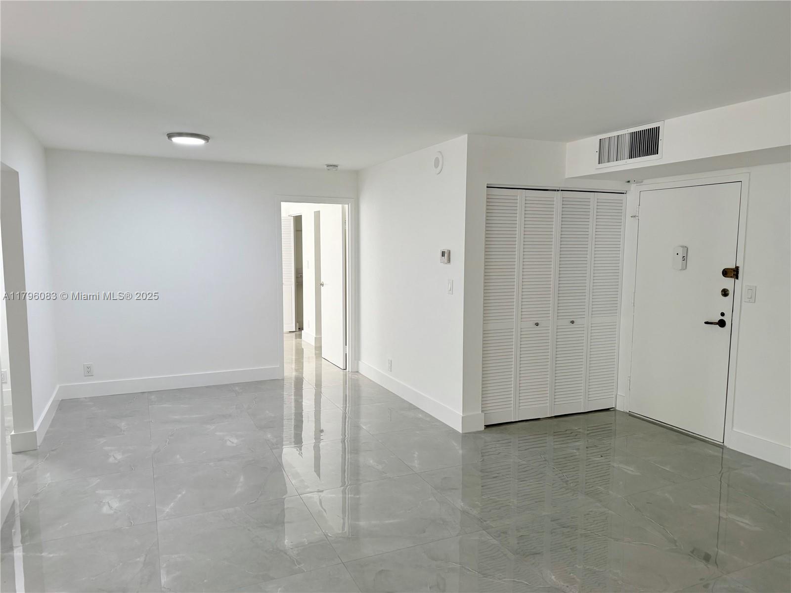 16909 N Bay Rd 116