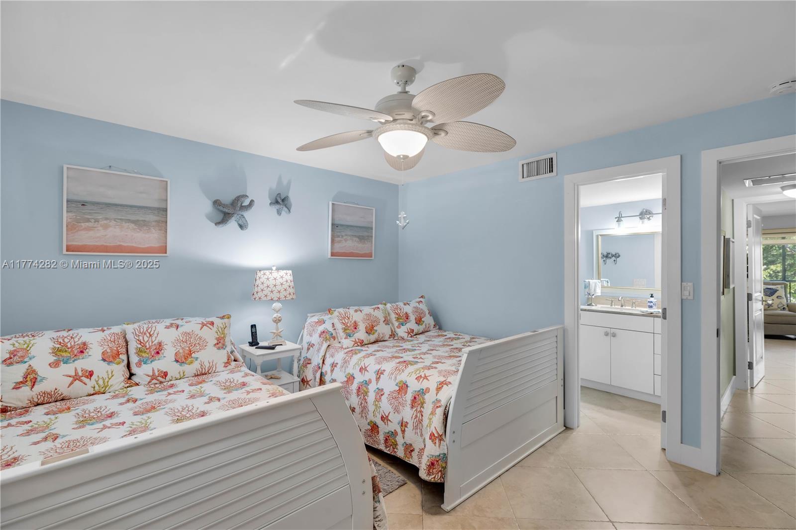 BUTTONWOOD BAY CLUB CONDO - Residential