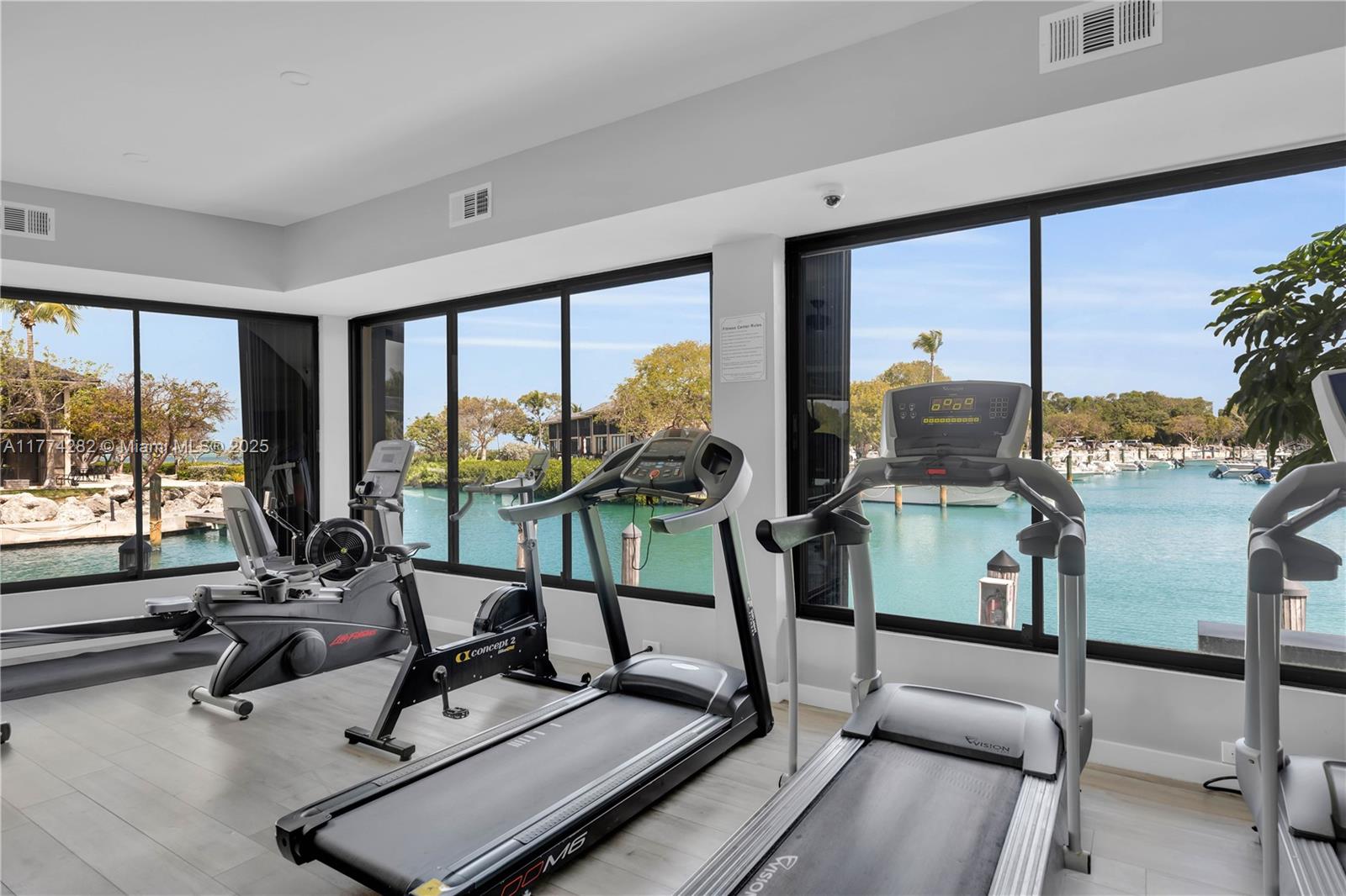 BUTTONWOOD BAY CLUB CONDO - Residential
