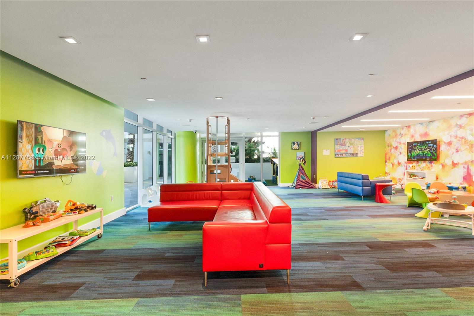 PARQUE TOWERS CONDO - Residential