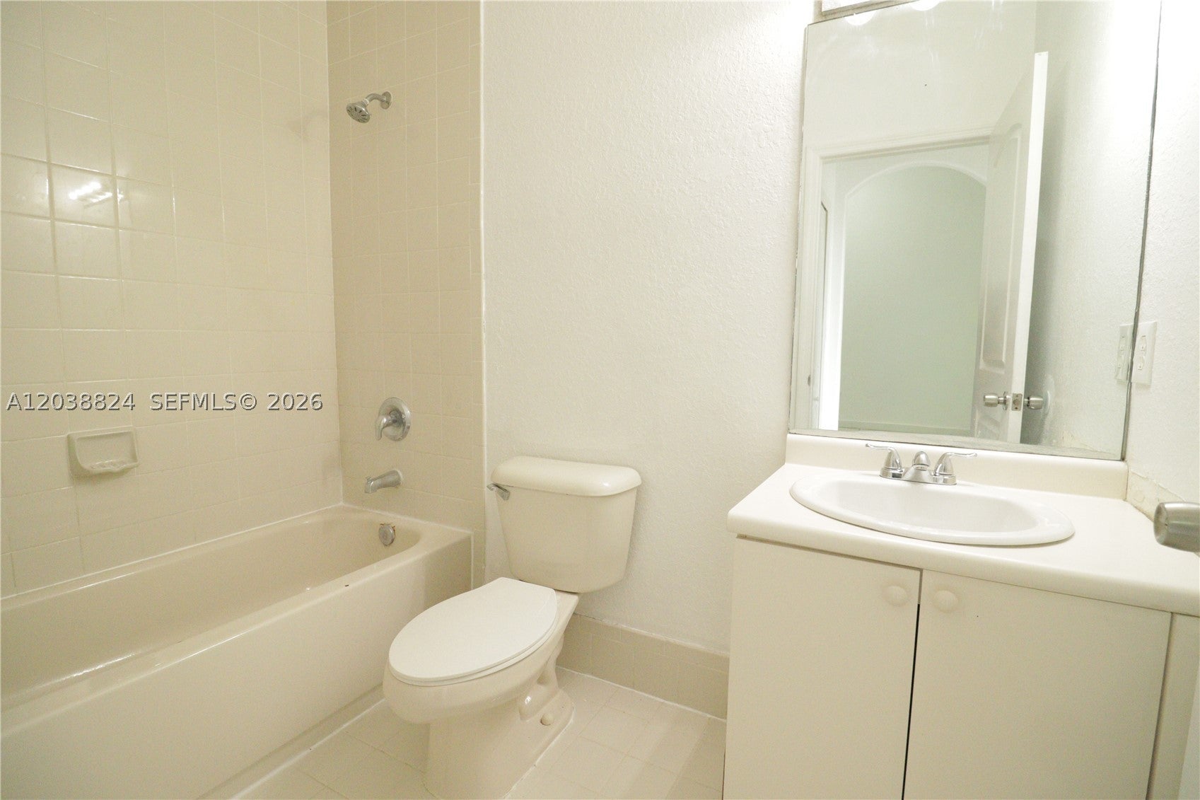 1568 SE 26th St 206