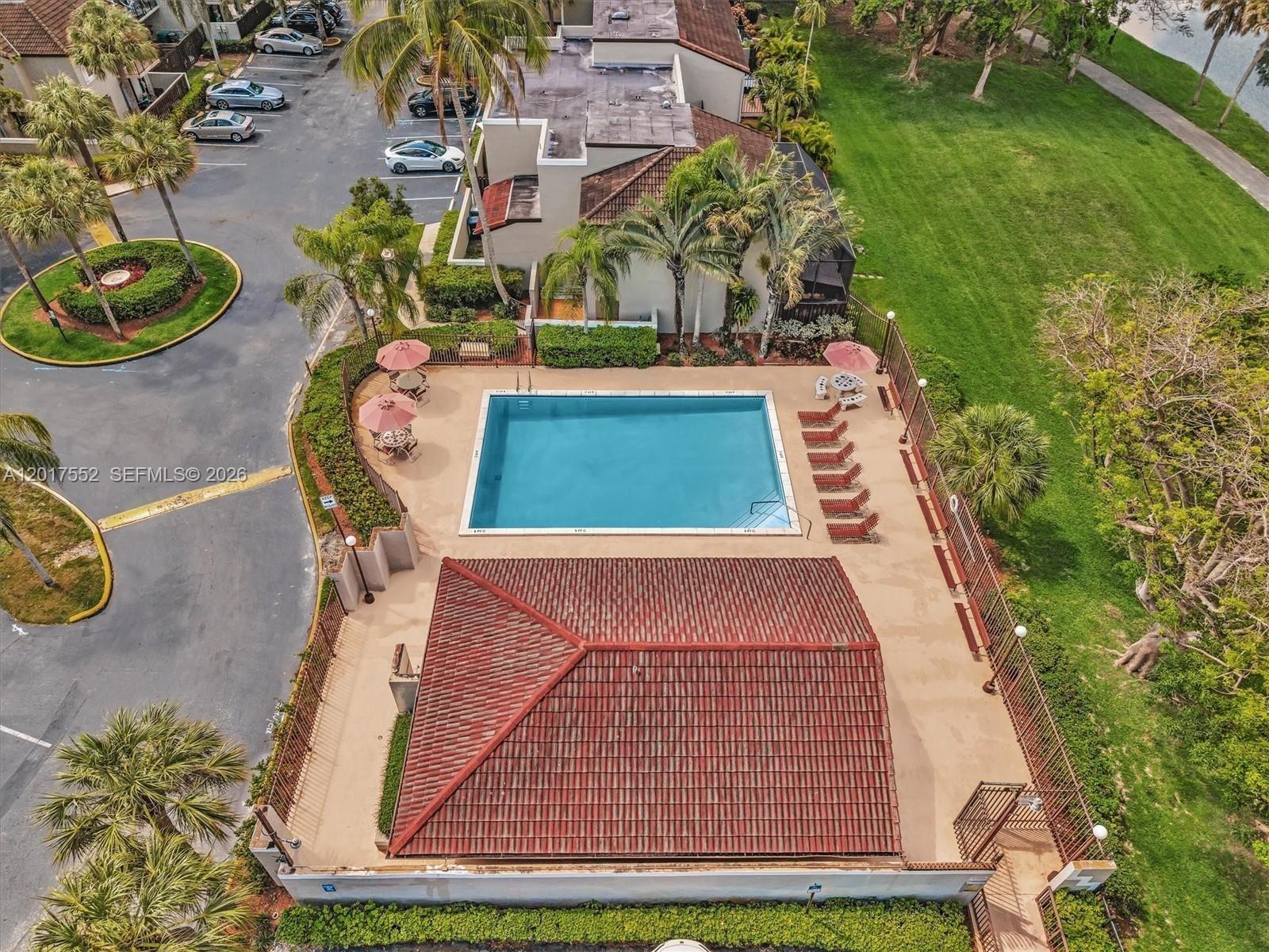 HAMMOCKS TRAILS CONDO - Residential