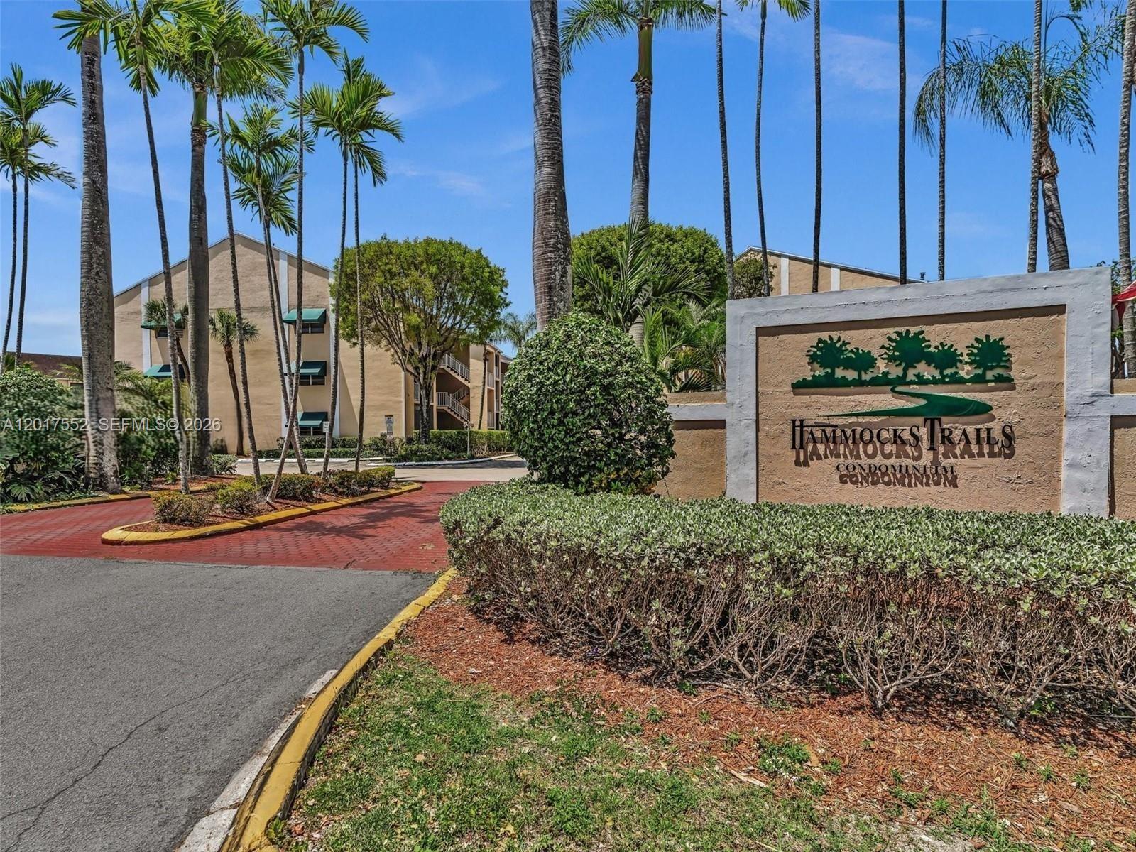 HAMMOCKS TRAILS CONDO - Residential