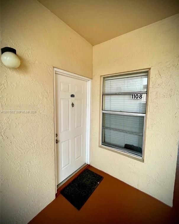 HAMMOCKS TRAILS CONDO - Residential