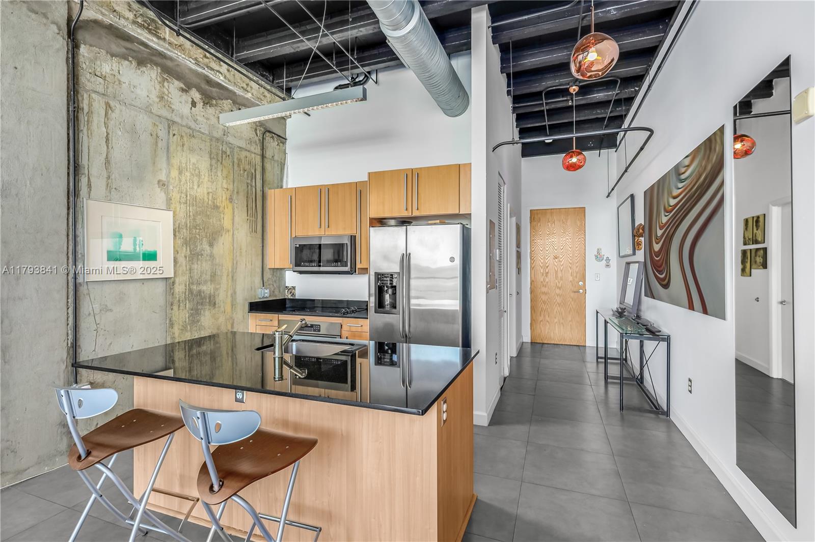 8101 Biscayne Blvd R-613