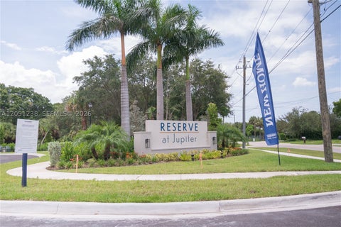 Photo of 7214 Rockwood Rd, Jupiter, FL 33458 (MLS # A12051238)