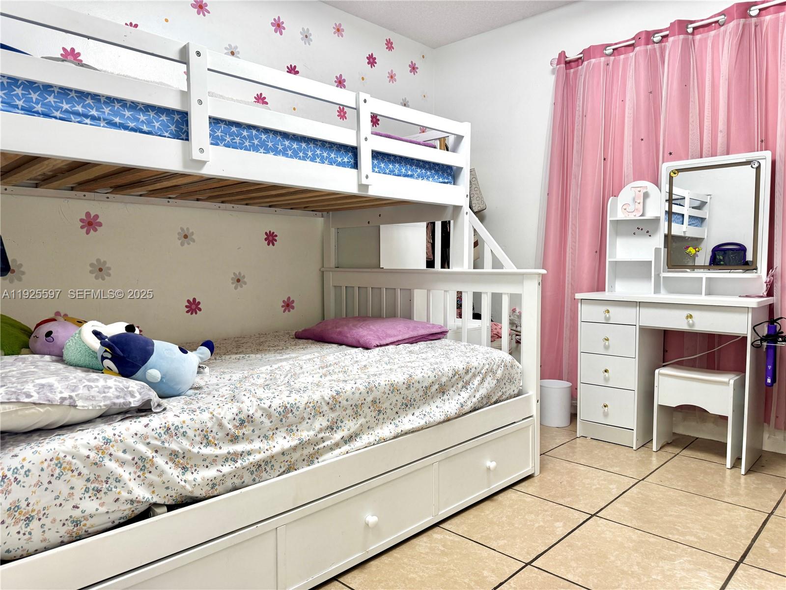 HABITAT HOMES SOUTH - Residential