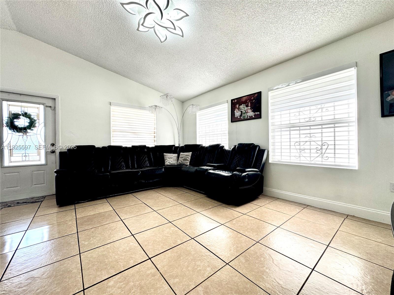 HABITAT HOMES SOUTH - Residential