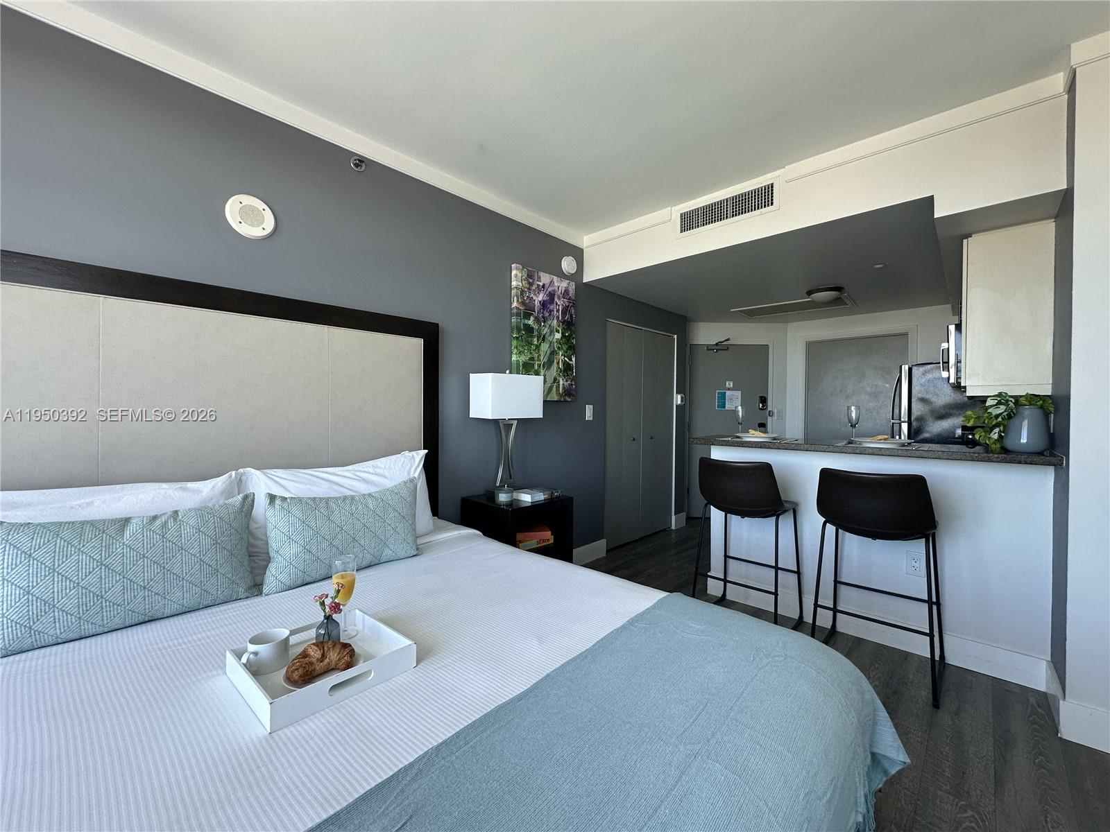 MUTINY PARK CONDO - Residential