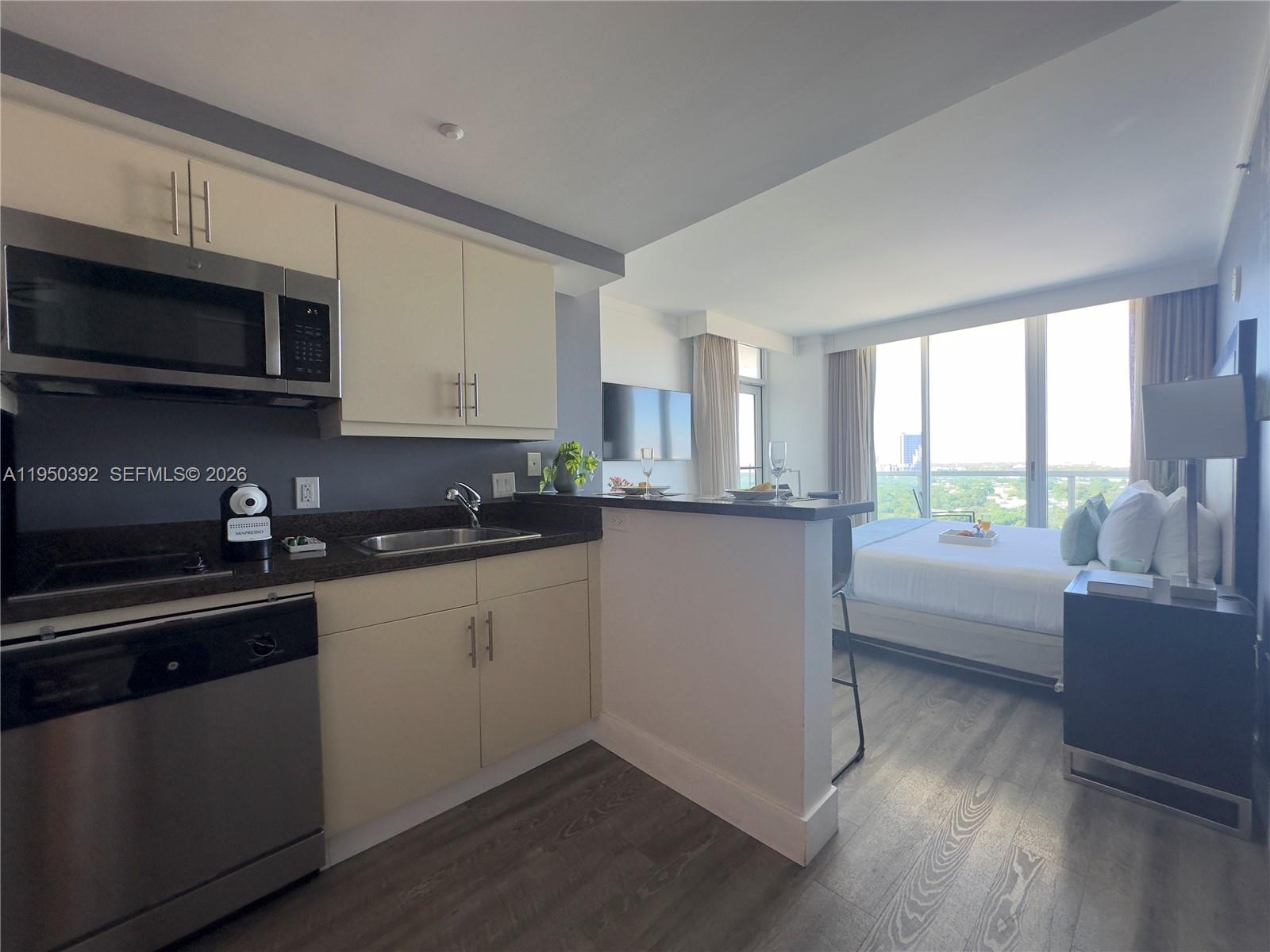 MUTINY PARK CONDO - Residential