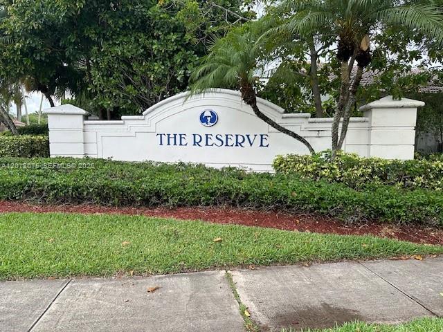 PEMBROKE ISLES II - Residential