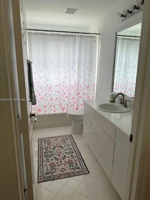 PEMBROKE ISLES II - Residential