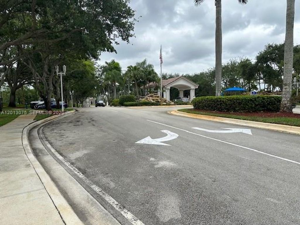 Photo of 17110 NW 10th St, Pembroke Pines, FL 33028 (MLS # A12013075)