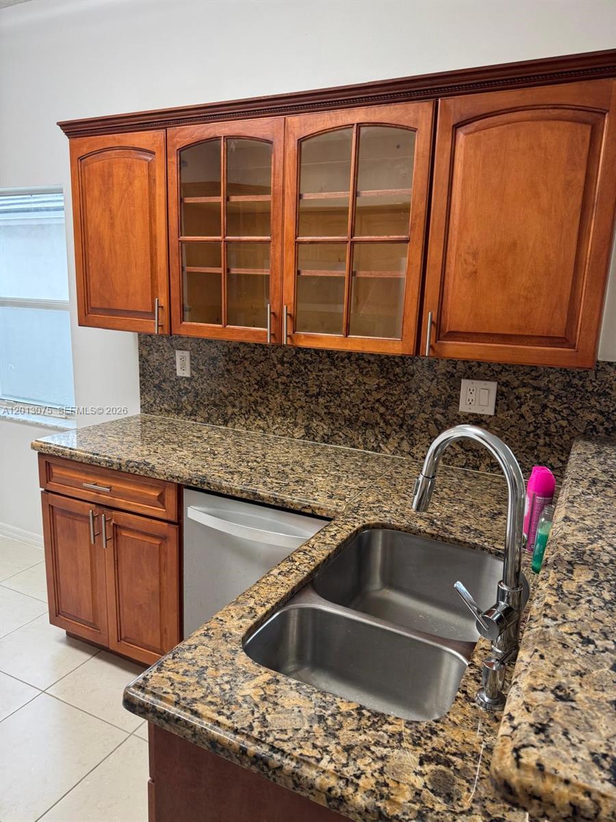 PEMBROKE ISLES II - Residential