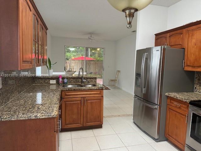 PEMBROKE ISLES II - Residential