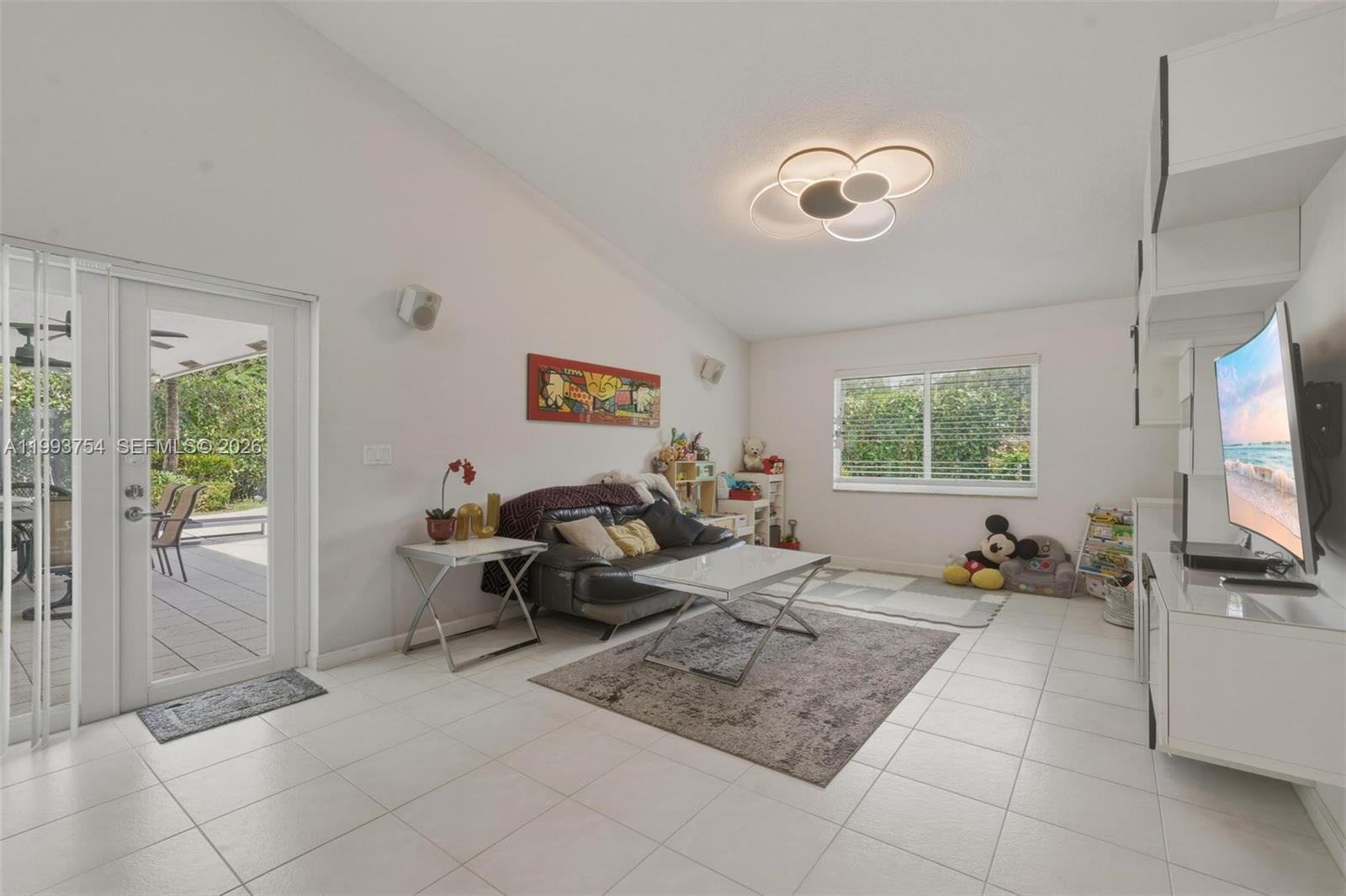 CALUSA RIDGE - Residential