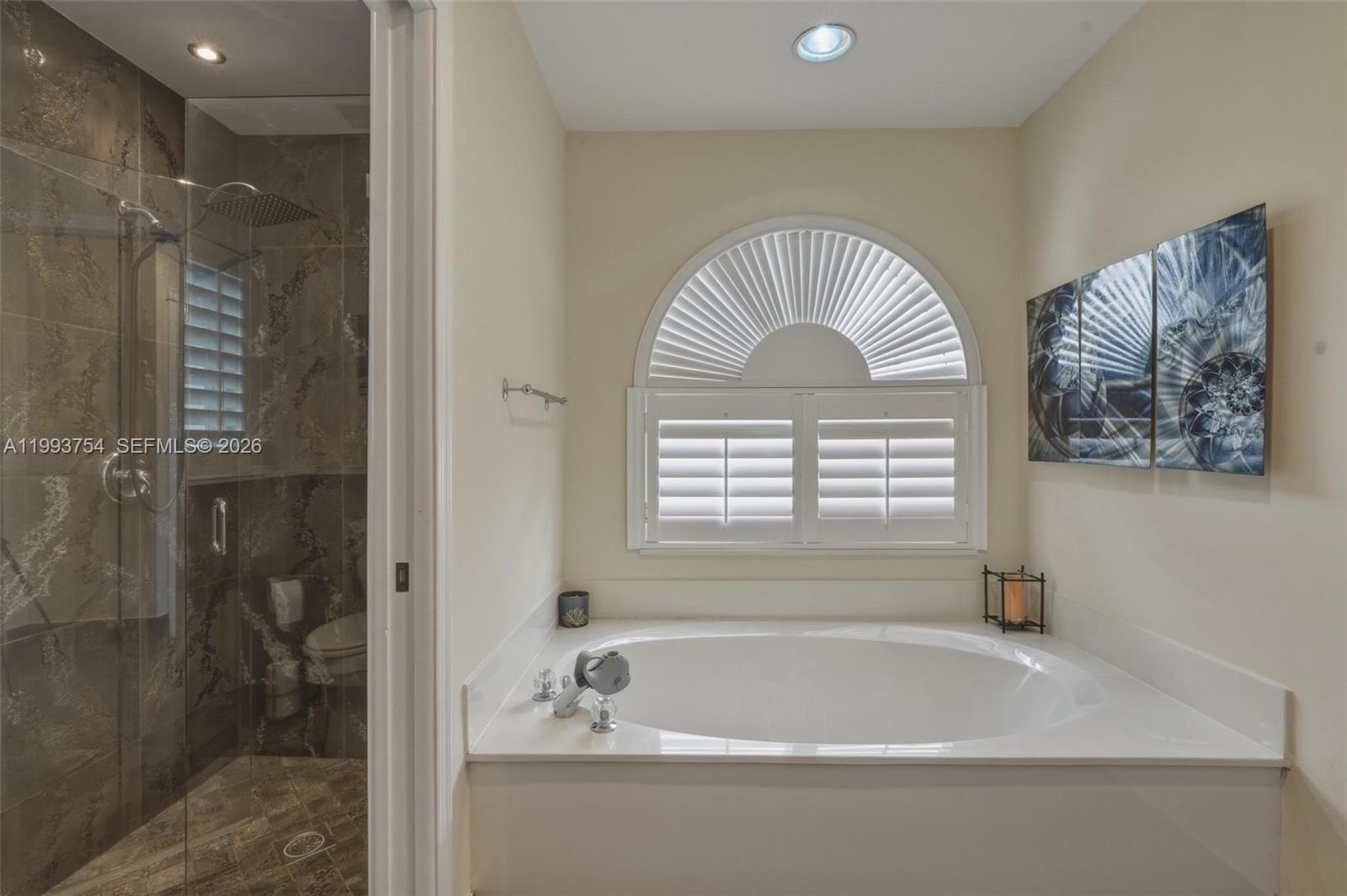 CALUSA RIDGE - Residential