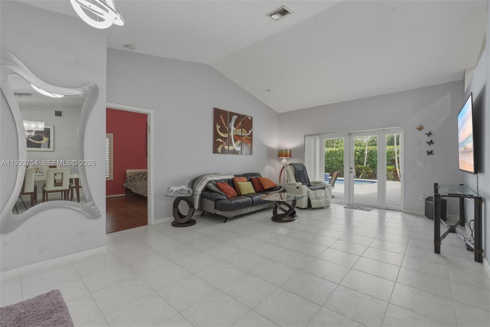 CALUSA RIDGE - Residential