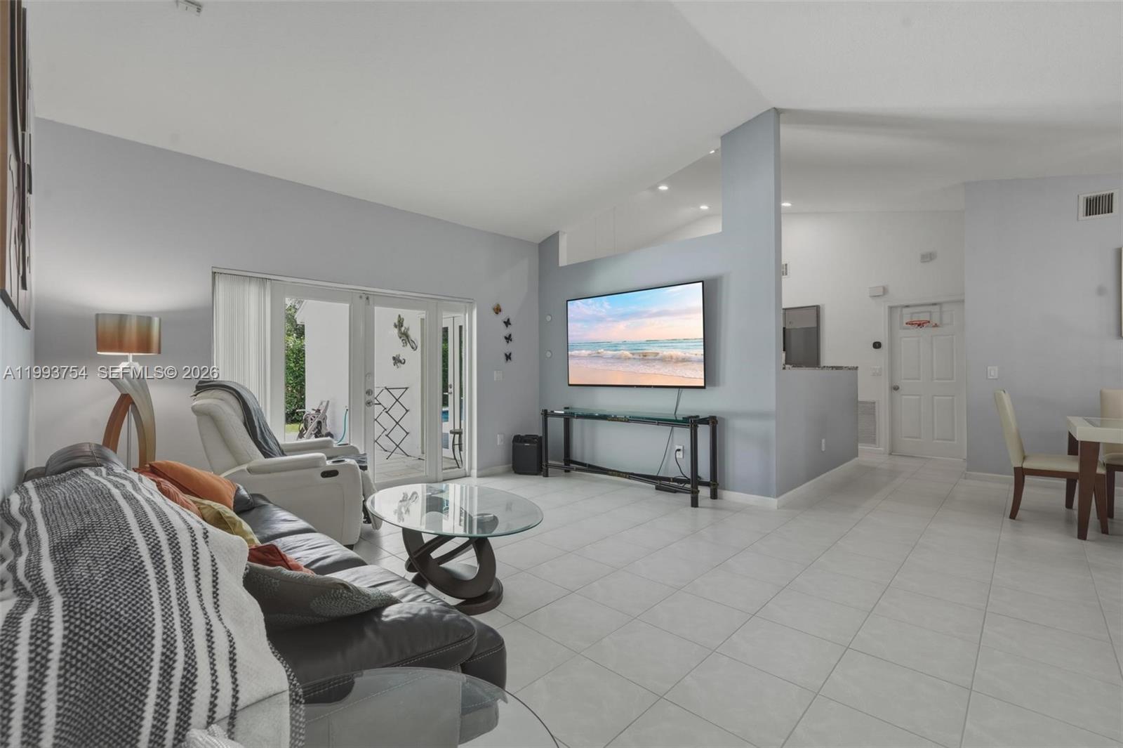 CALUSA RIDGE - Residential