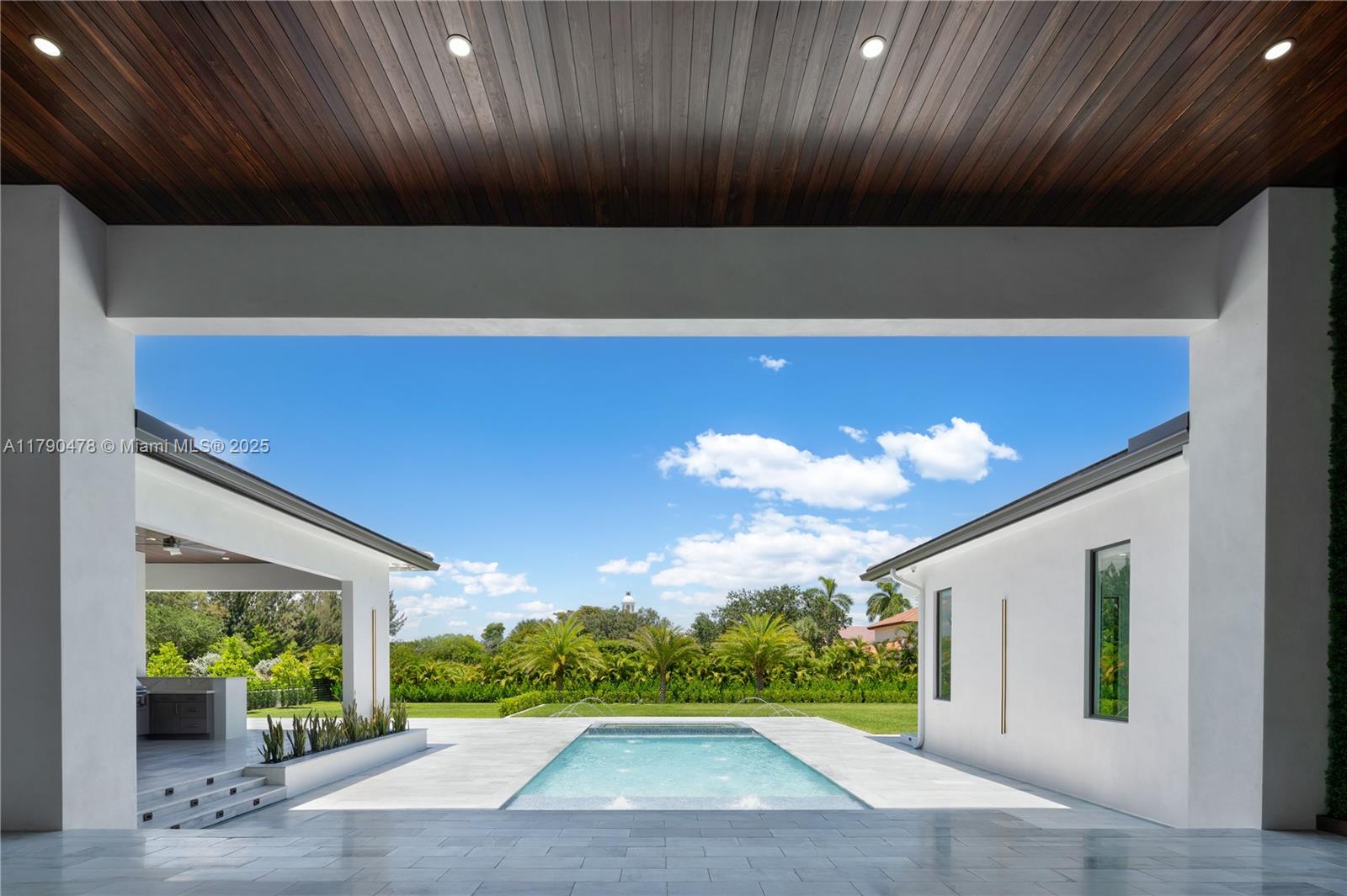 FLA FRUIT LANDS CO - Residential