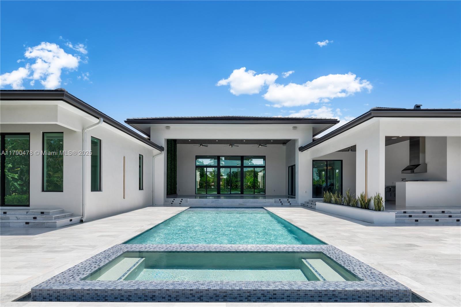FLA FRUIT LANDS CO - Residential