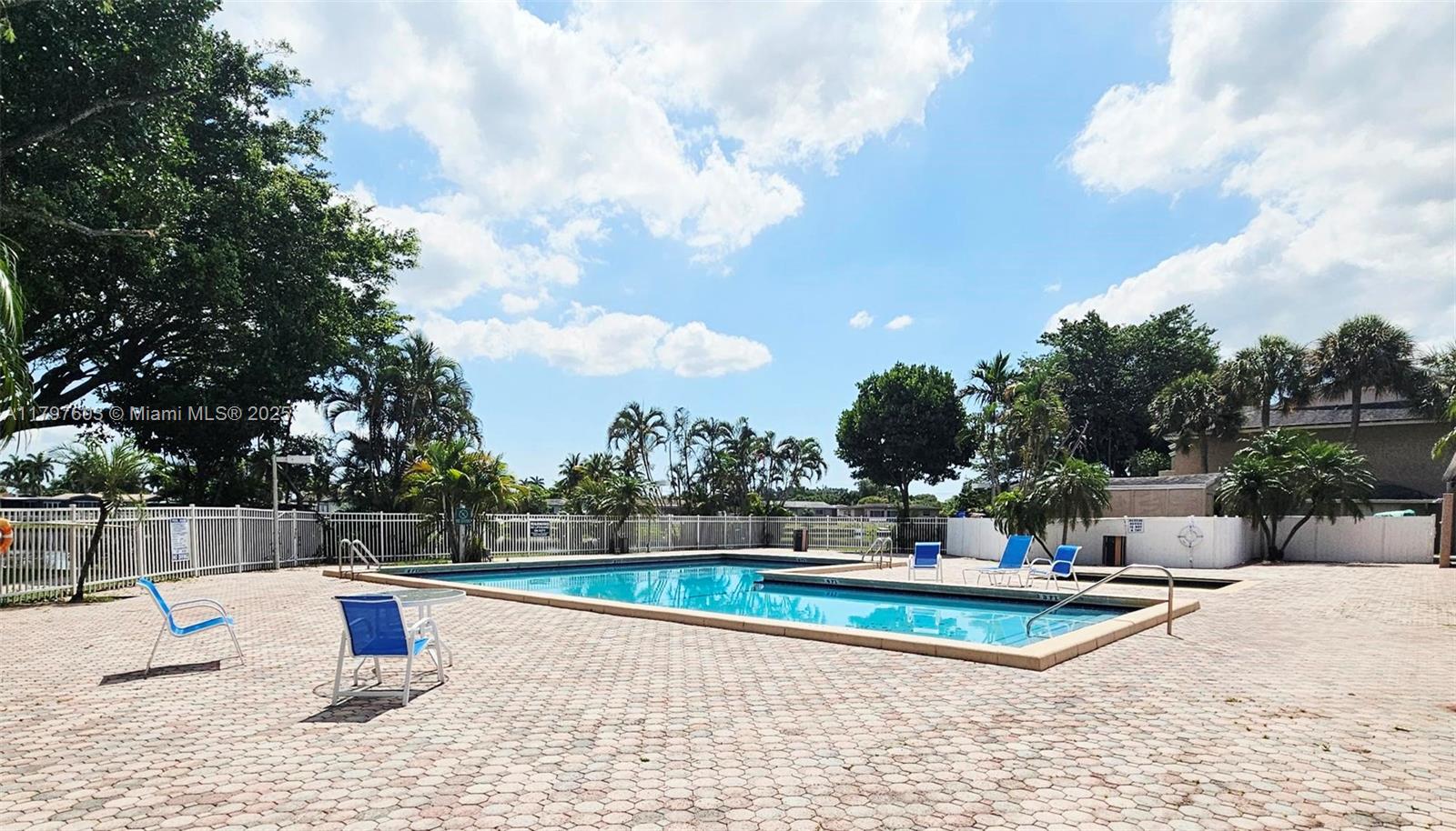 REFLECTIONS AT PEMBROKE P - Residential