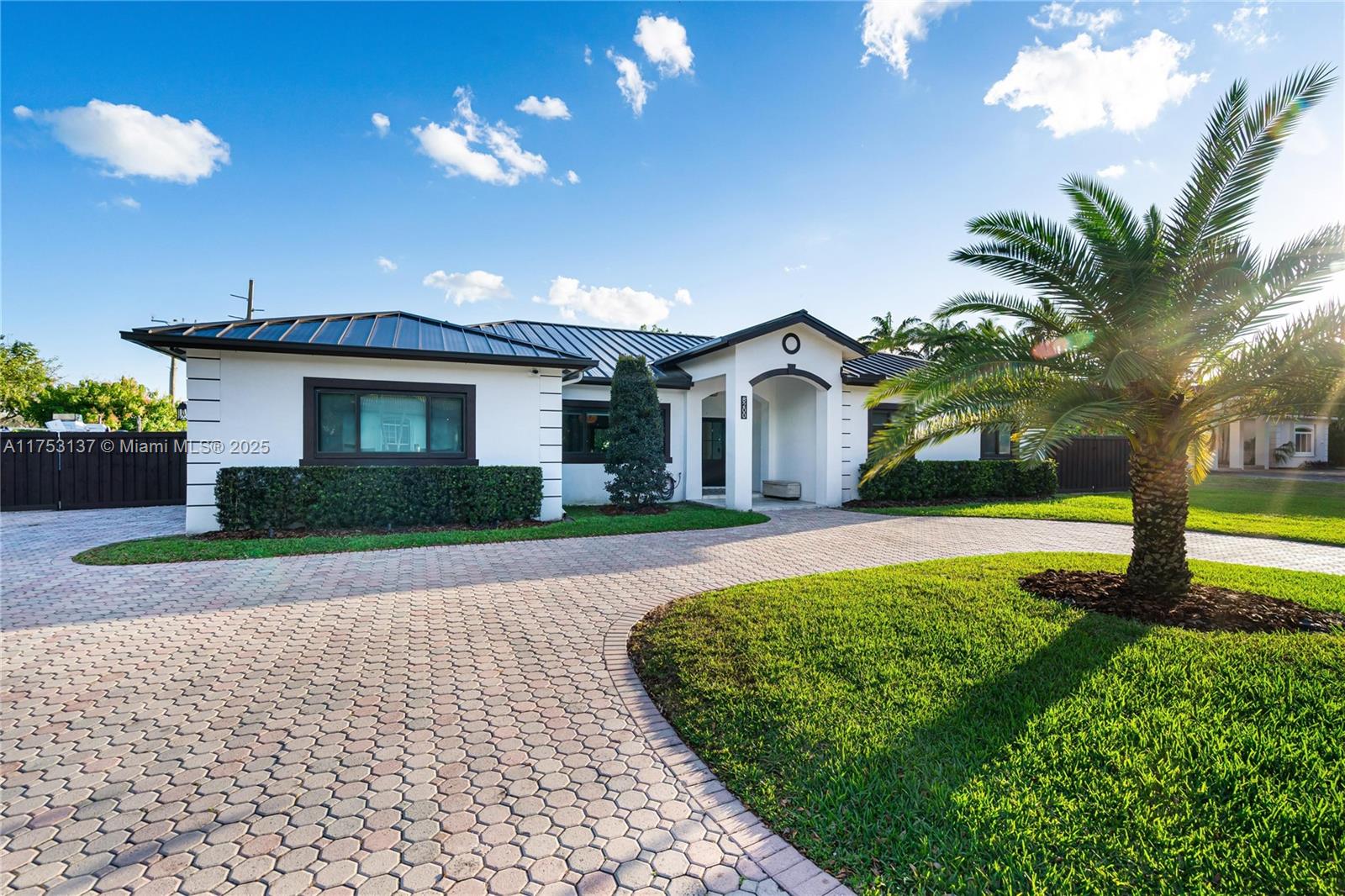 8200 Sw 187th St, Cutler Bay, Miami-Dade County, Florida - 4 Bedrooms  
3 Bathrooms - 