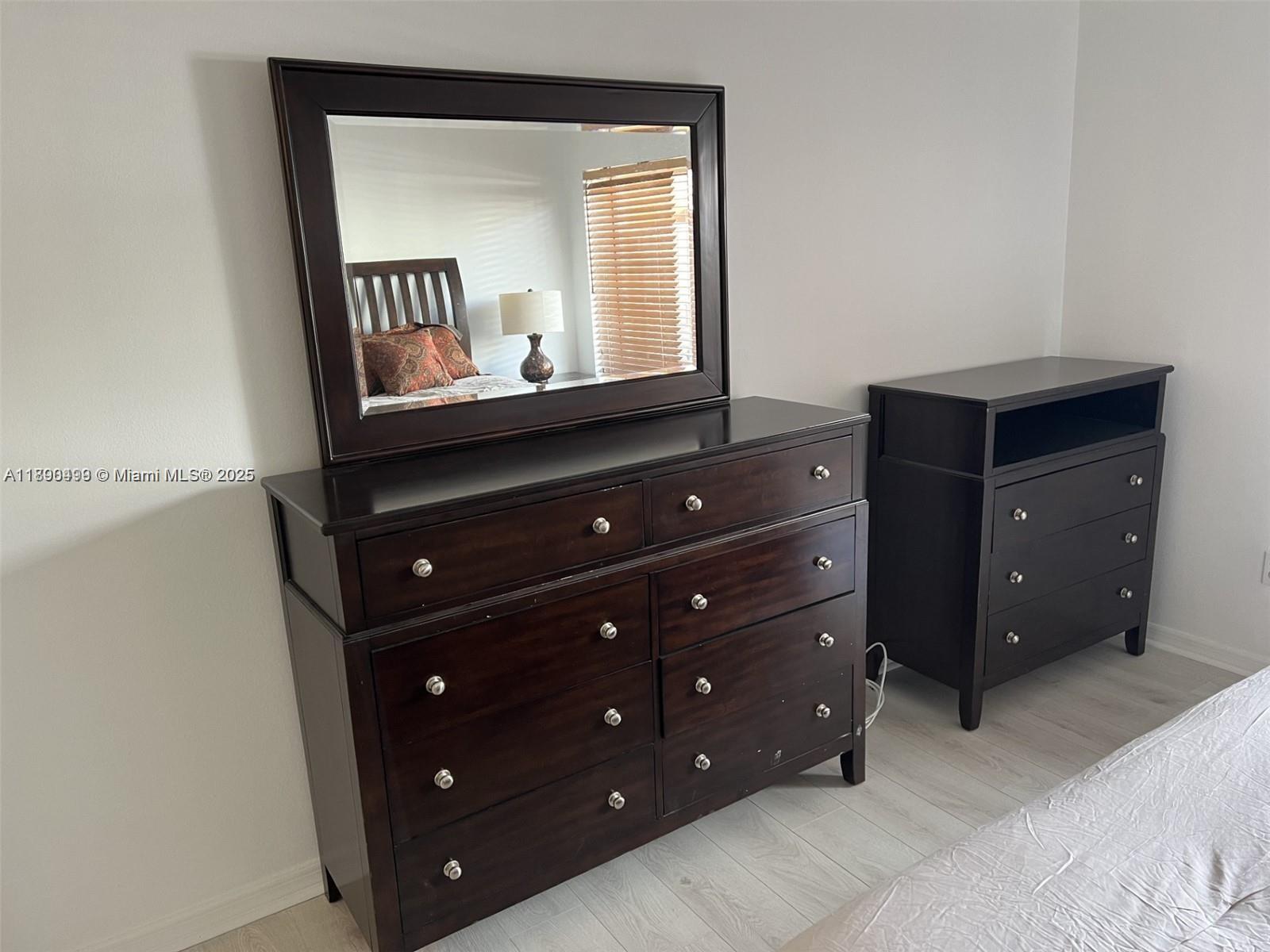 LA CANADIENNE CONDO - Residential Lease