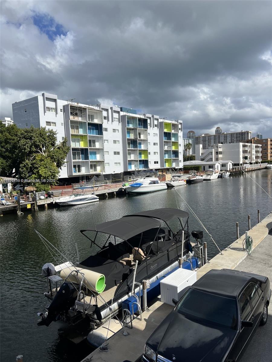 LA CANADIENNE CONDO - Residential Lease
